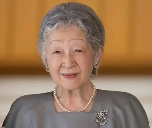 日本皇后拒绝合葬我和天皇之间没有爱情