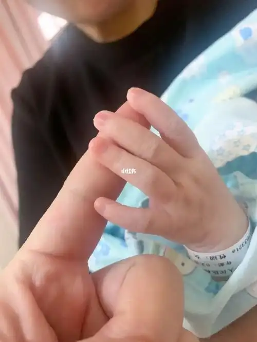 宝宝的手指能有多好看