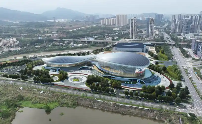 总停车位1073个 大亚湾区国标级体育馆效果图公布