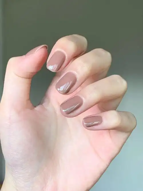 75奶茶色美甲好丝滑的质感