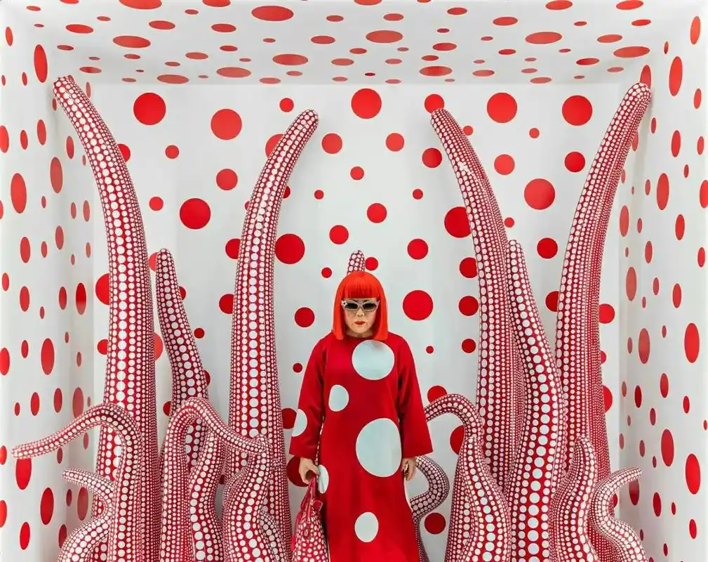 草间弥生#草间弥生作品 #波普艺术村上隆#村上隆太阳花  - 抖音