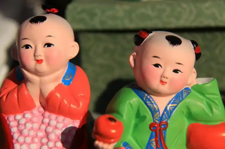 精致的中国民间泥塑艺术作品