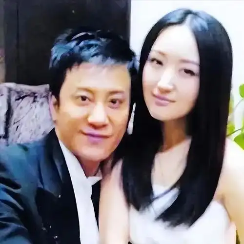 曝杨钰莹前任赖文峰近况娶小23岁娇妻素颜近照胜过杨钰莹