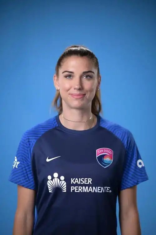 她为何能成为女足社交媒体商业价值之王?