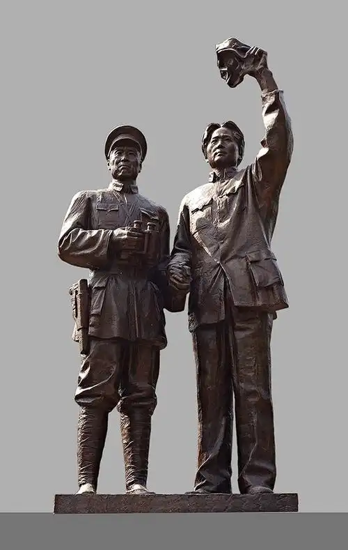 井冈山会师  2013 年430×250×170cm  青铜
