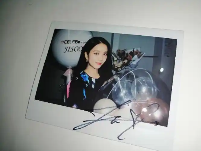 rooyaaa2celebe活动中的签名照73金智秀单封代go【金智秀_kimjisoo