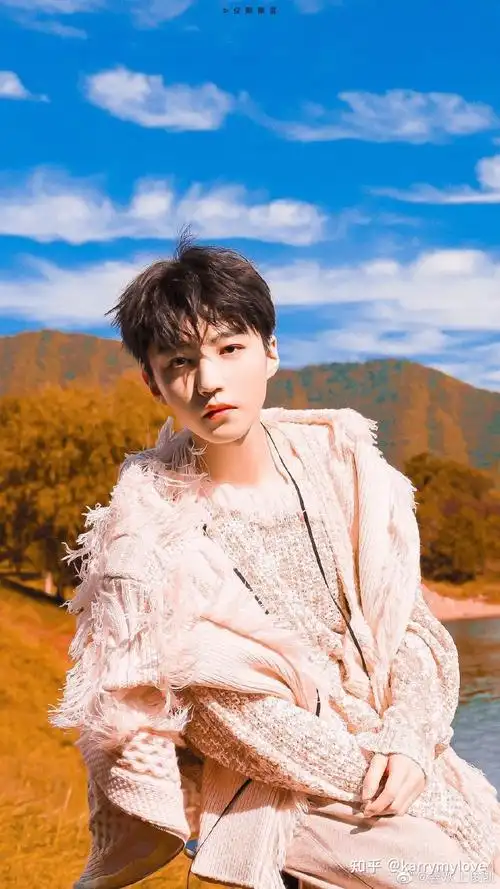 哪位姐妹有王俊凯的神仙图片啊? - 知乎