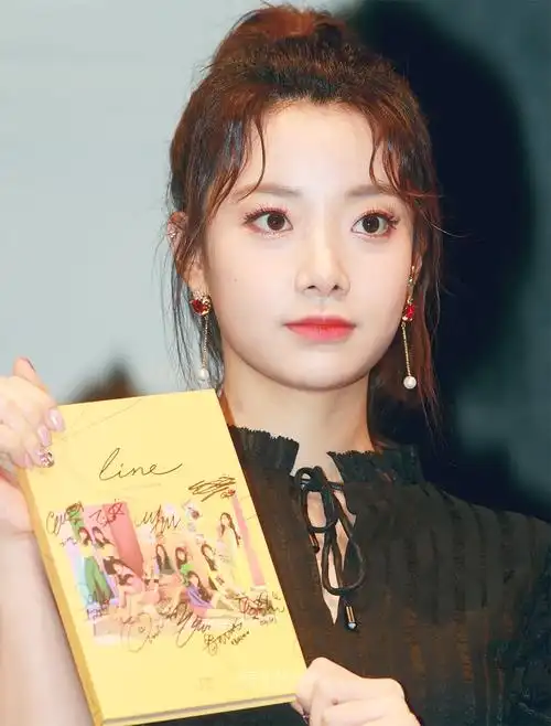 180603 龙山签售会新闻图