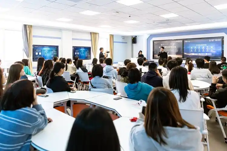 陈老师作品 > 福清师范大学课堂实录