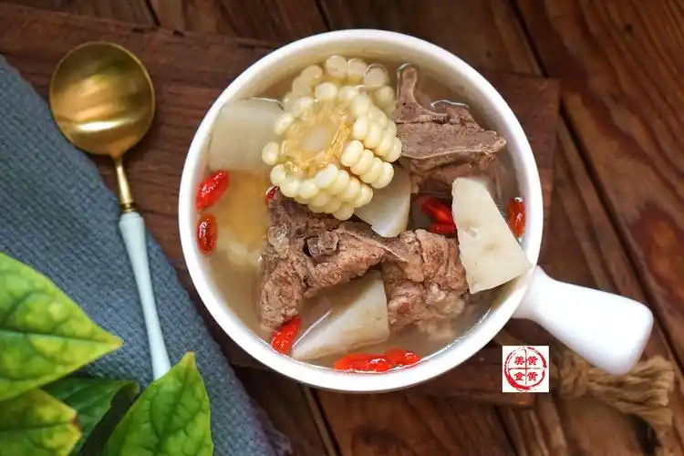 原创药补不如食补,夏天多喝这汤,清淡滋补,润肺去火,提高免疫力