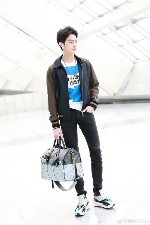 你身边姐姐也是全国模特大赛冠军吗?