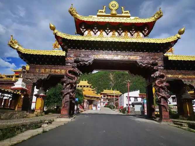 《自驾游西藏环线19天总结攻略》24年7月25日 318国道自驾游西藏历时