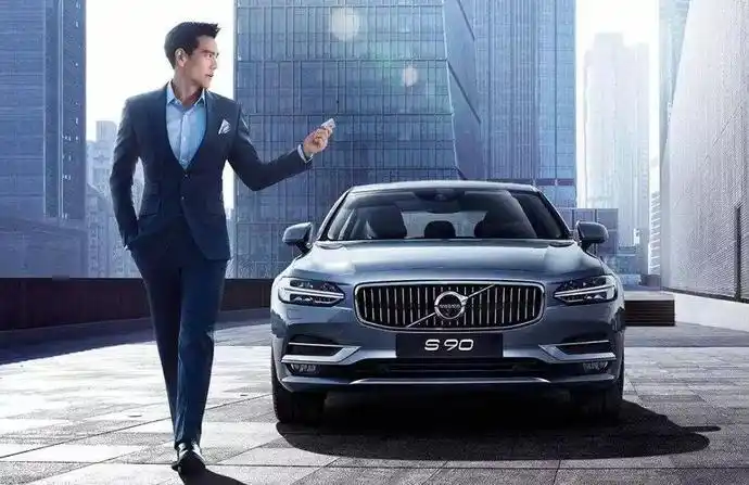 胡歌 凯迪拉克ct6