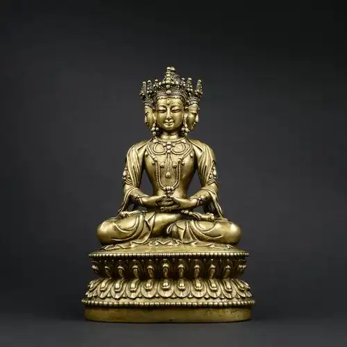 四面毗卢遮那佛像