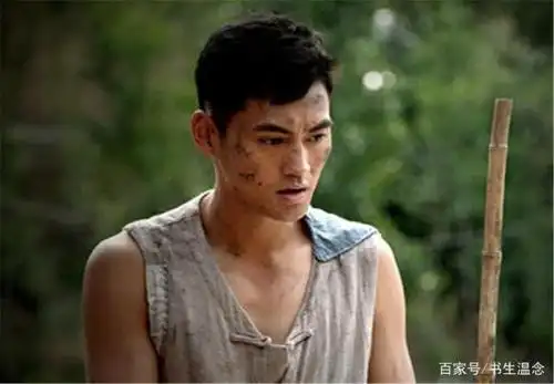 少安成熟稳重少平有理想有追求,在《平凡的世界》中,他们不平凡