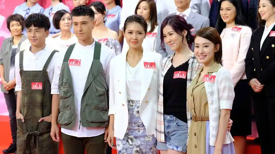 tvb小花蒋家旻与前男友演情侣不尴尬两人同获公司力捧