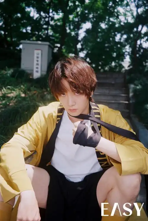 超a眼神杀!《陈情令》于斌夏日写真帅气不羁