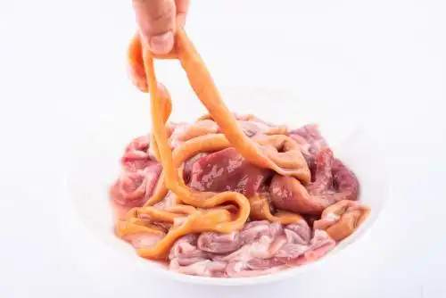 一碟新鲜鱼肠 鱼器官