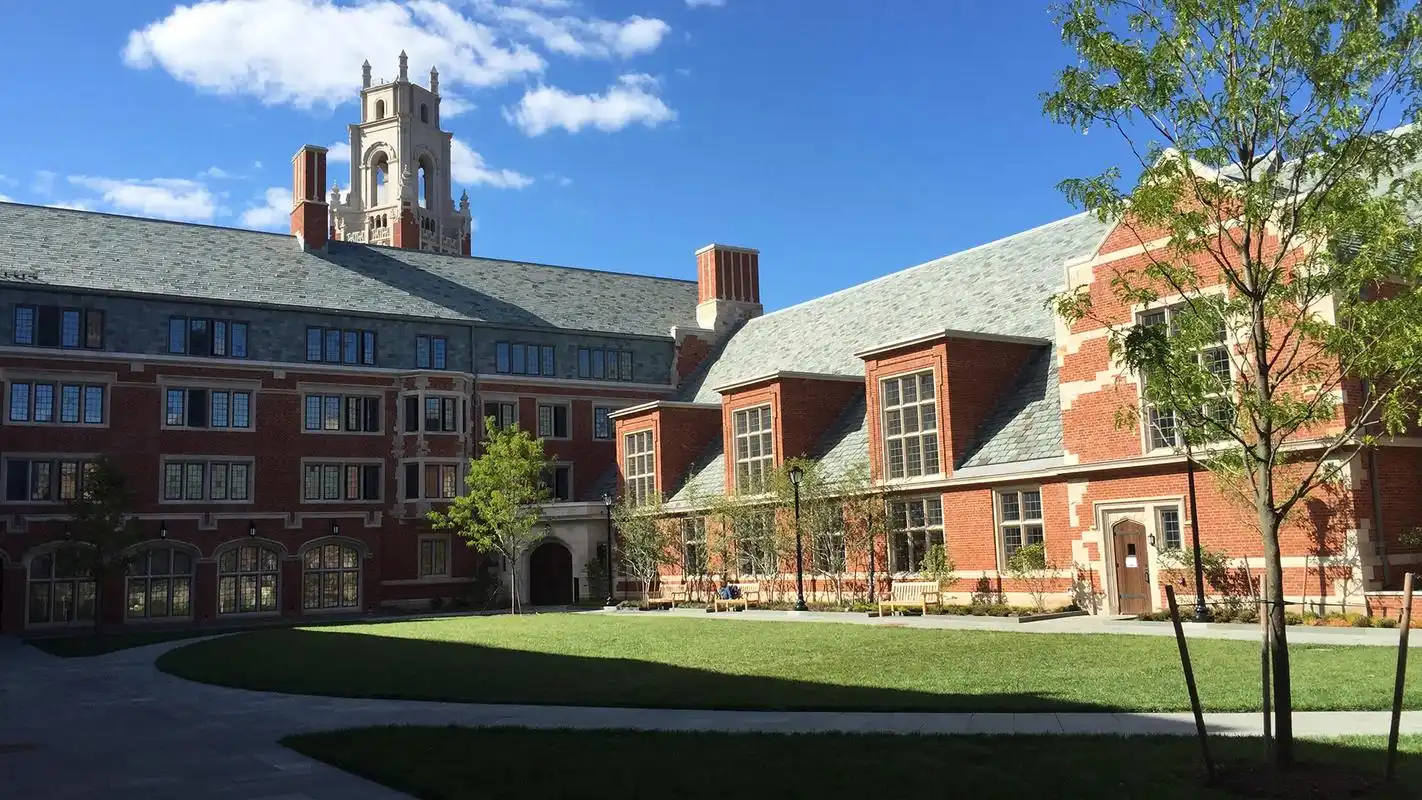 早在去年的秋天,纽约州立大学波茨坦分校就传出这样的坏消息:一些培养