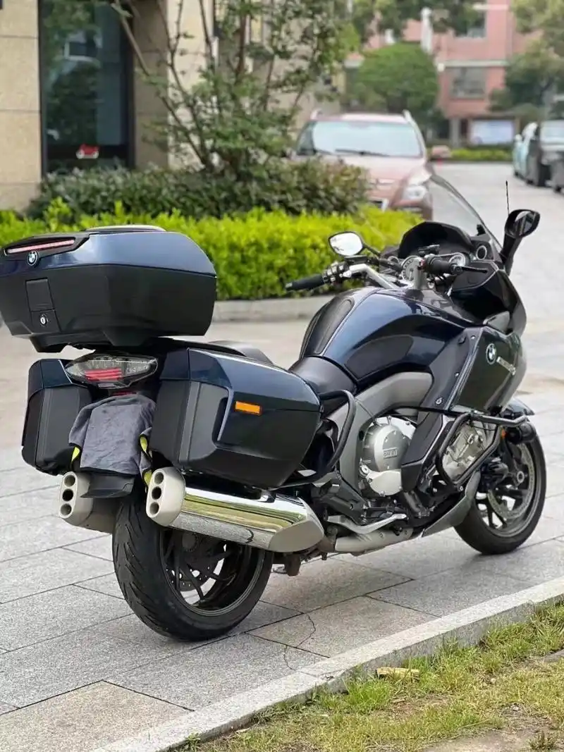 2015年上牌 宝马k1600gt 顶级巡航系列 随时提档过户 车况靓啊