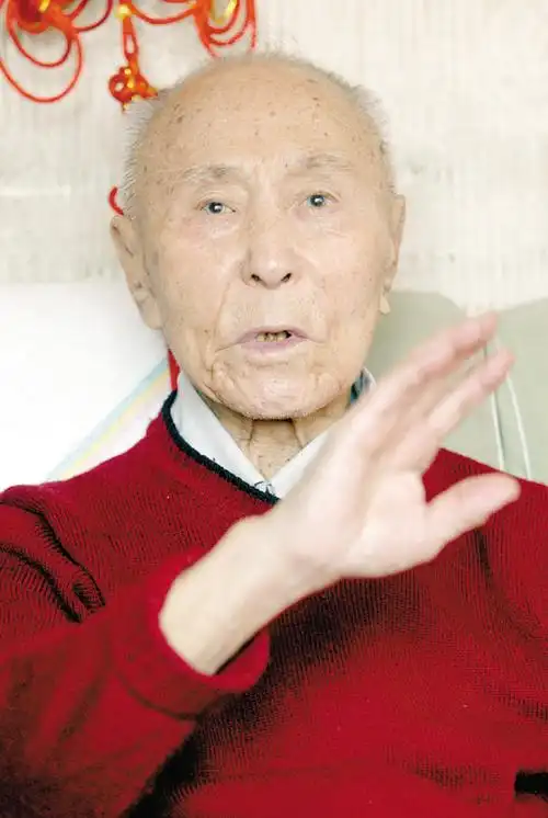 "我和刘长春是同学!"(图)