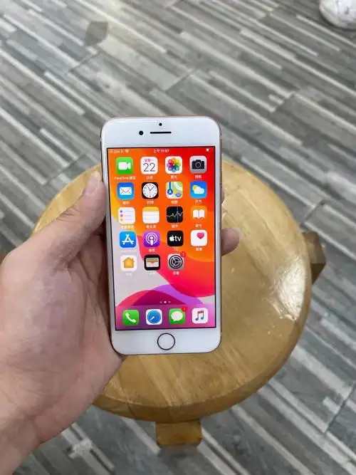 出苹果8256g金色美版无锁特价看中私