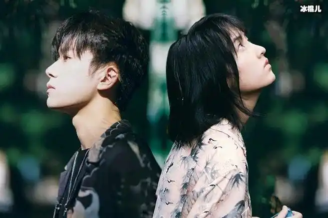 易烊千玺张子枫要合作《击中你的心》?网友:期待 - 明星 - 冰棍儿网