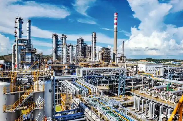 中国石油天然气集团有限公司党组书记,董事长戴厚良:高质量推进数字化