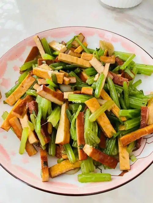 芹菜炒豆干