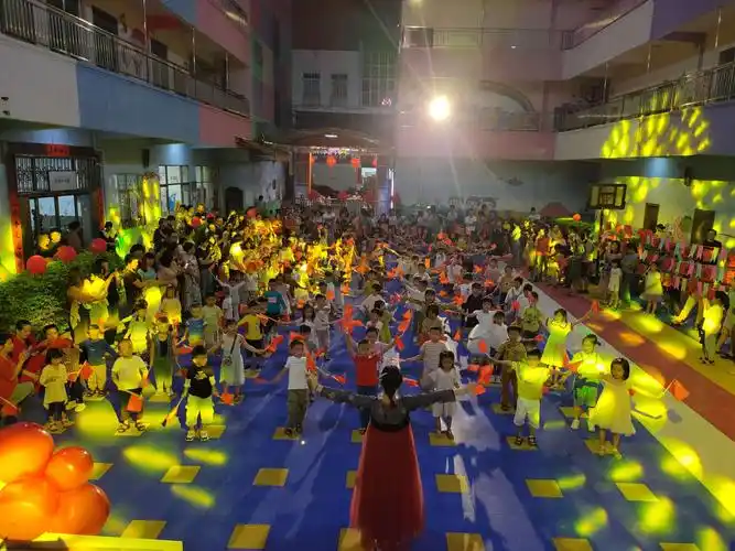 广视幼儿园"欢度国庆·喜迎中秋"家园同乐篝火晚会