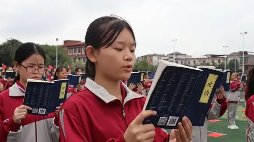 泰和二中举办校园开放日活动组图