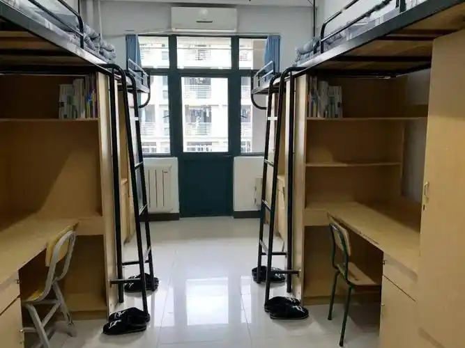 中国矿业大学2020级学生军训进行时——第一次内务检查