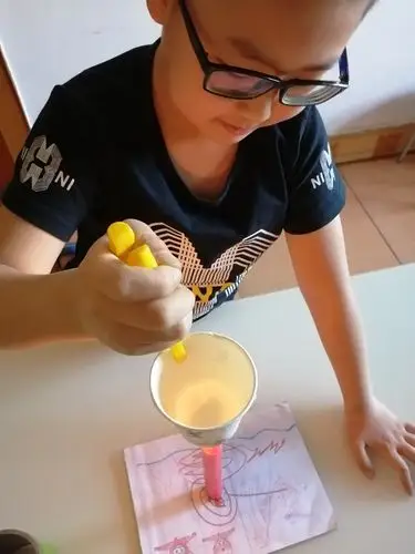 三年级三班—张川的科学小实验