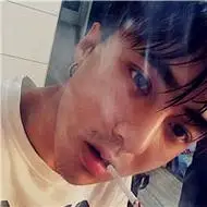 抽烟男头像霸气社会图片,就是一支烟让你抽出了范儿-男生头像