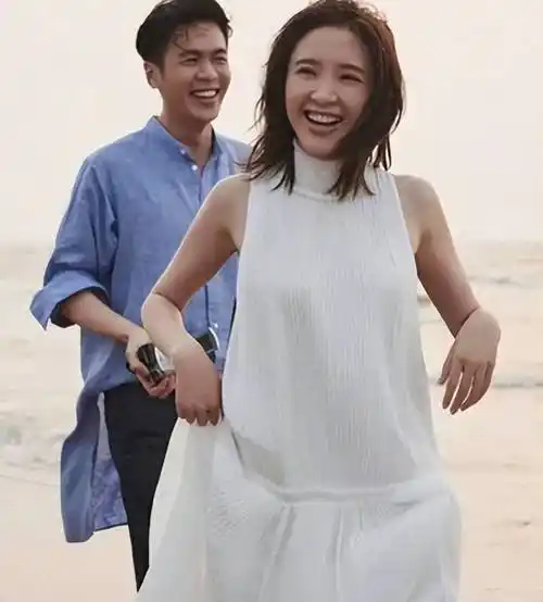 艺昕身着张若昀外套出游,小腹凸起成焦点,真相竟是…_网友_照片_妻子