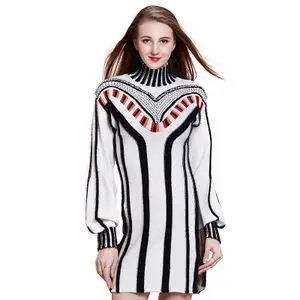 2017春夏新款秀场米兰时装周同款套头加厚宽松拼色毛衣女针织衫