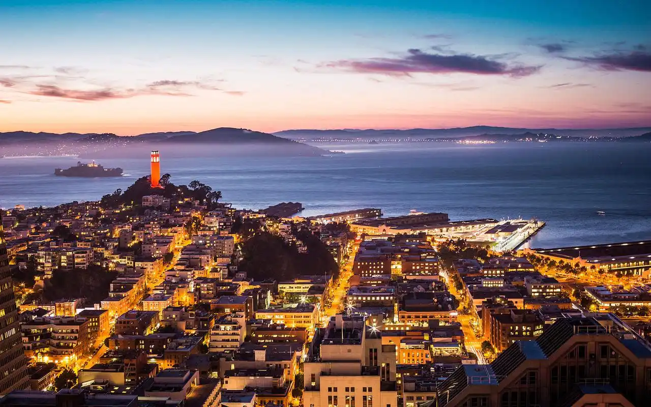 繁华城市建筑风光桌面壁纸