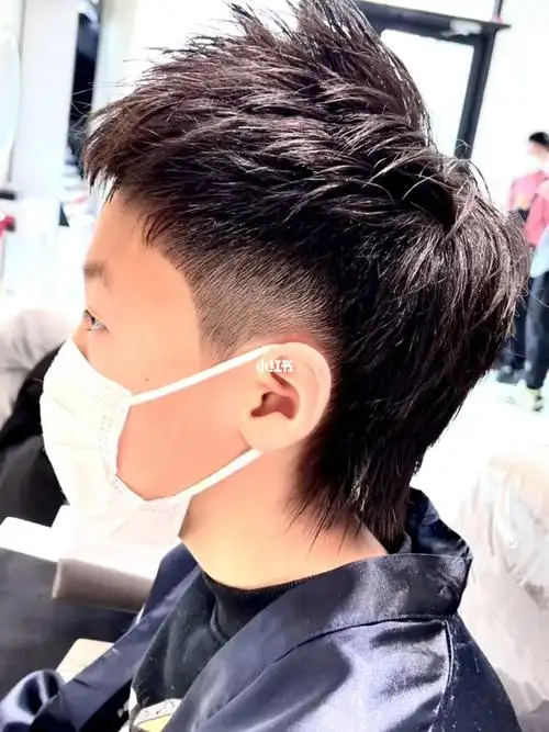 男生发型  #狼尾发