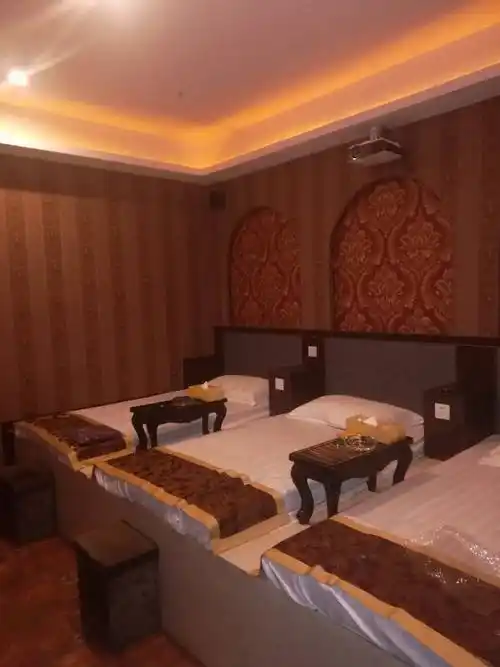 足浴店涉及"打飞机"交易,是否犯法?引起广泛热议!_经营_行为_社会