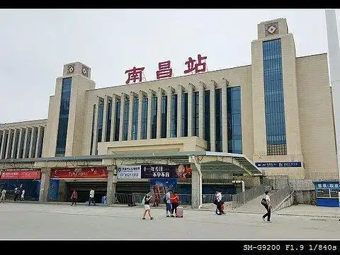 南昌火车站-东广场