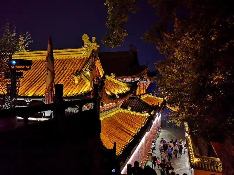 人鬼情未了彼岸有异花丰都鬼城彼岸花节来试试你够不够大胆