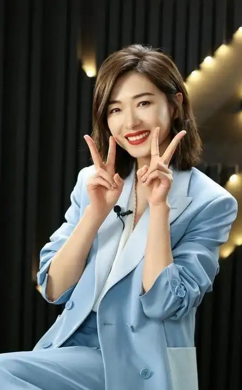 不婚族万茜从不炒作嫁普通丈夫35岁高龄为小丈夫生孩子