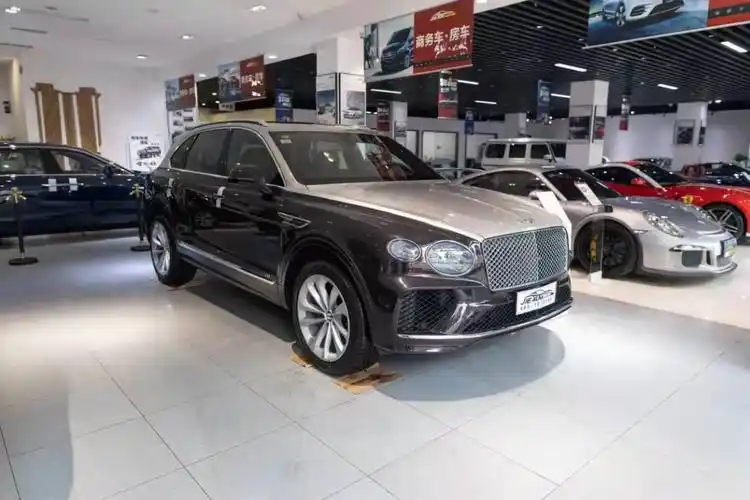 宾利添越4.0/6.0多台现车任选 来电特惠