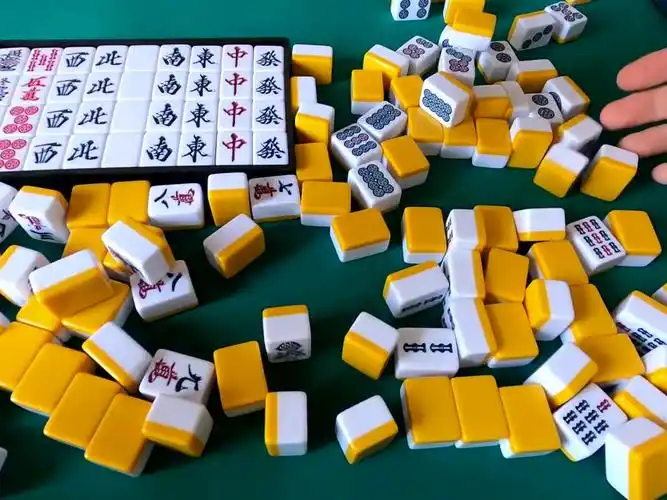 日本麻将 28mm铁芯黄牌开箱视频
