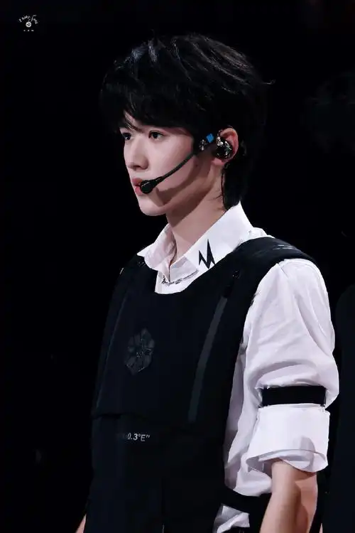 04今日主线任务:帅飞在座所有人@时代少年团-宋亚轩宋亚轩超话79