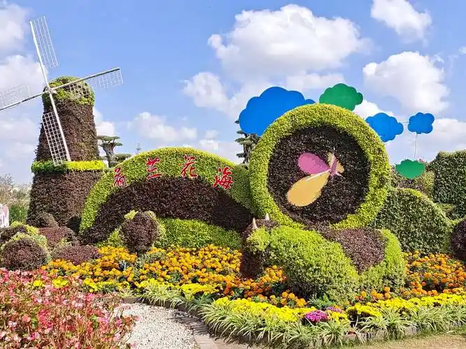 大型的花卉造型