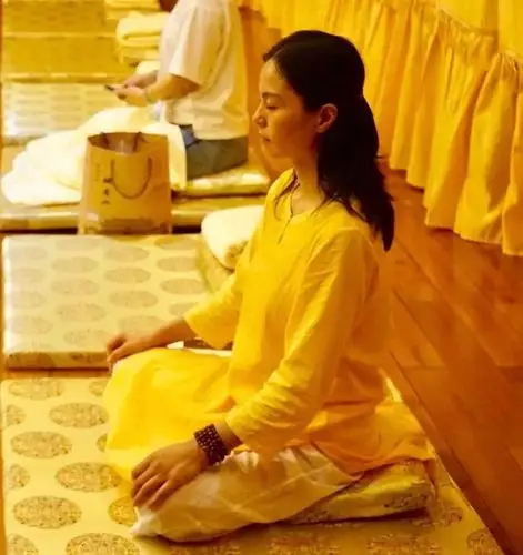 禅意静心静坐,抄经;遍吉祥禅苑给到谷的家人提供了一个静心的空间经典