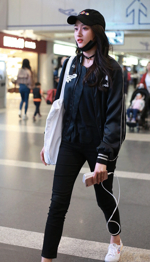 杨幂,郑爽,关晓彤,韩国少女时代,exo,弄潮儿开始争相上脚时,国外飞跃