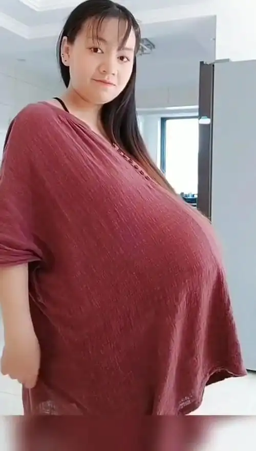 20岁的我,为老公怀了四胞胎,明天要去医院了,但愿是双龙双凤,下个视频