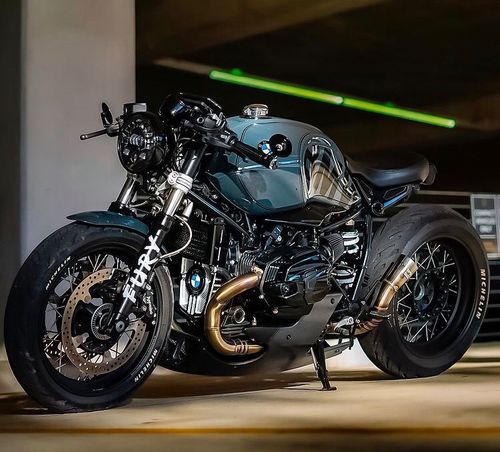 进口宝马拿铁1200摩托车四缸cb400 改装复古街车趴赛大排量重机车